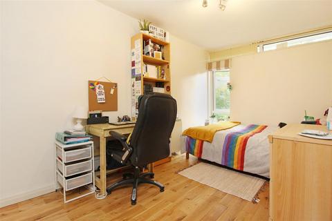 undefined, New Dover Road, Canterbury, Kent, CT1