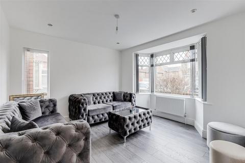 3 bedroom detached house for sale, Carlton Road, Nottingham NG10