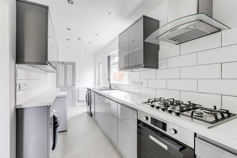 3 bedroom detached house for sale, Carlton Road, Nottingham NG10