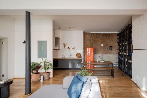 undefined, Cyntra Place, London E8