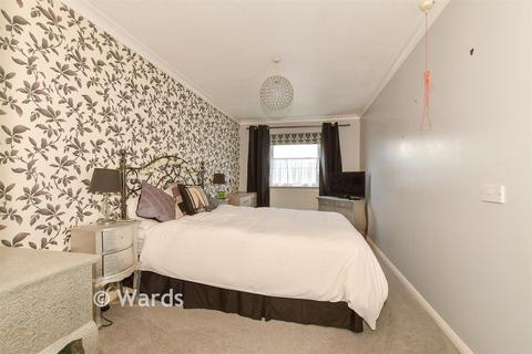 2 bedroom flat for sale, Bishops Way, Canterbury, Kent