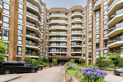 3 bedroom flat to rent, Blythe Road, London W14