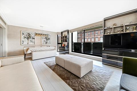 3 bedroom flat to rent, Blythe Road, London W14