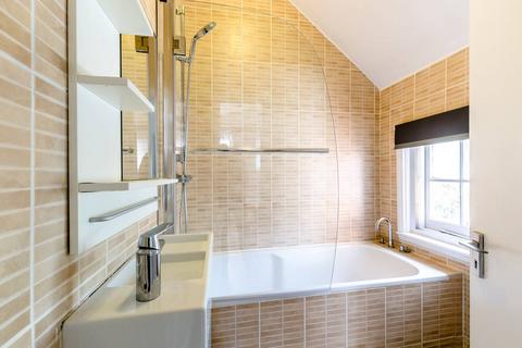 2 bedroom flat to rent, Hollycroft Avenue, Hampstead, London, NW3