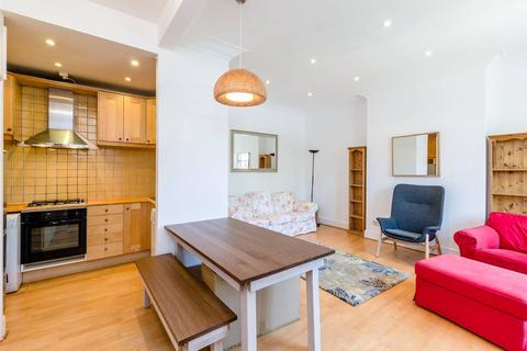 2 bedroom flat to rent, Hollycroft Avenue, Hampstead, London, NW3