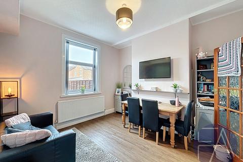 3 bedroom semi-detached house for sale, Larch Street, Southport PR8