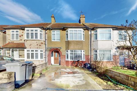 3 bedroom terraced house for sale, Milton Avenue, London NW9