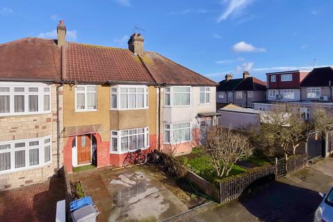 3 bedroom terraced house for sale, Milton Avenue, London NW9