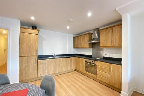 1 bedroom apartment to rent, High Street, London, E15