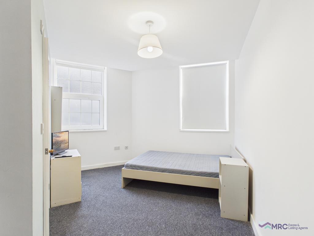 En-Suite Room to Let