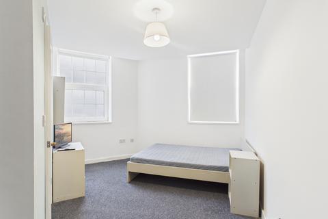 1 bedroom in a house share to rent, Room 4, The Yorkshireman, HU2