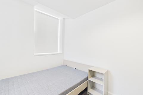 1 bedroom in a house share to rent, Room 4, The Yorkshireman, HU2