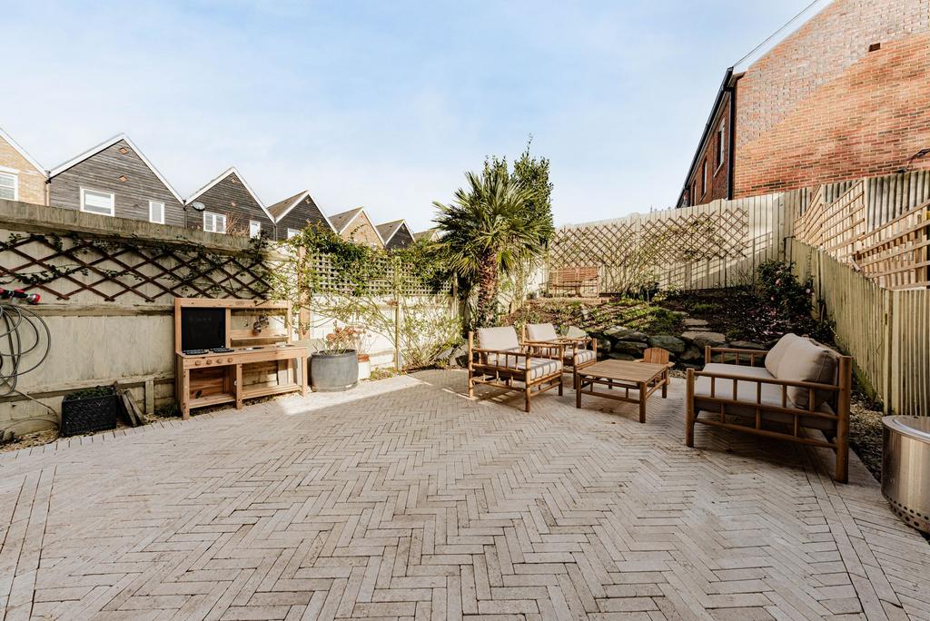 Rear Garden (1)