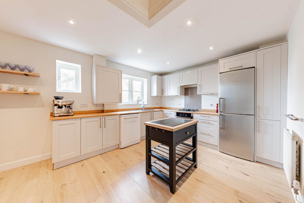 Kitchen (2)