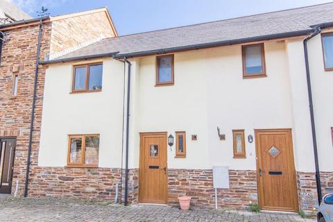 undefined, Iter Court, Bow, EX17