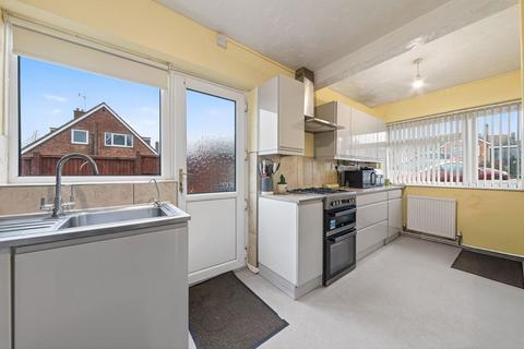 4 bedroom semi-detached house for sale, Shelley Road, Wellingborough NN8
