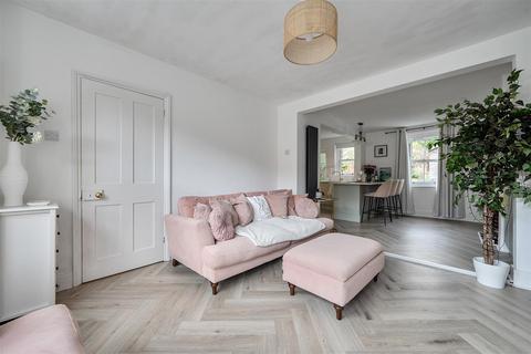 undefined, Lion Lane, Haslemere