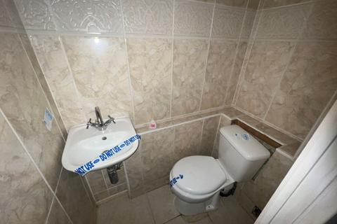 3 bedroom terraced house for sale, 25 Hole Farm Way, Kings Norton, Birmingham, B38 9RW