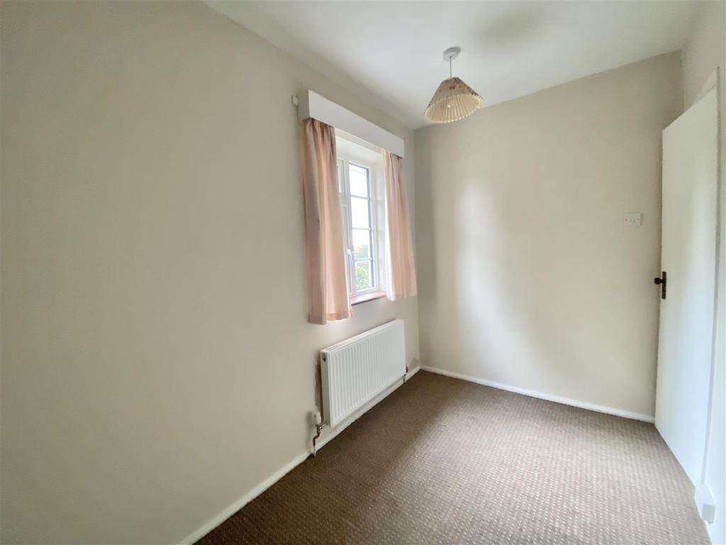 7 Grangefields Rd-8.jpg