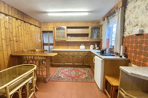 3 bedroom semi-detached house for sale, 7 Grangefields Road, Shrewsbury, SY3 9DD