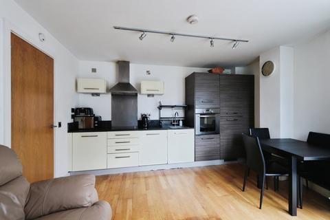 2 bedroom apartment to rent, North Bank, South Yorkshire S3