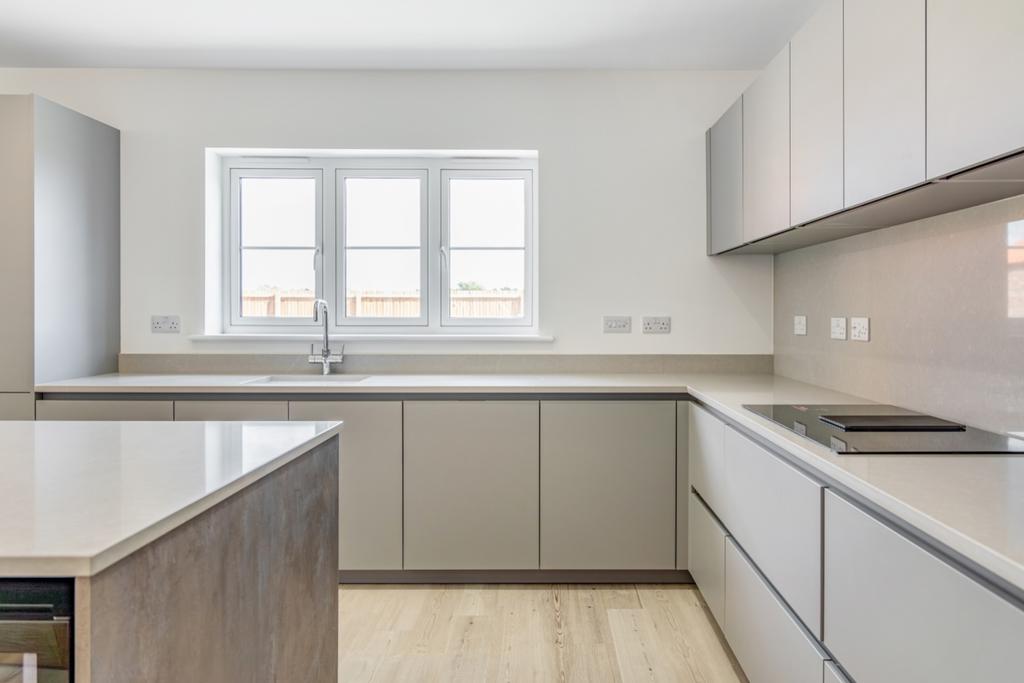 Lrg Plot 8, Seagate Farm-10