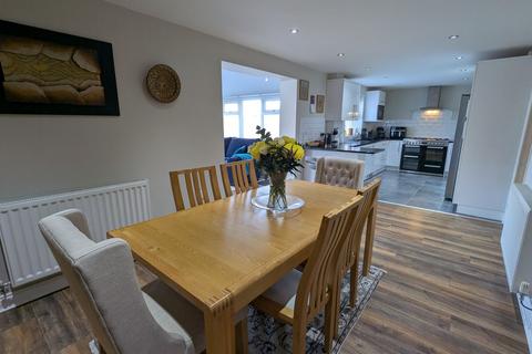 4 bedroom detached house for sale, Meadow Drive, Chester Le Street, DH2