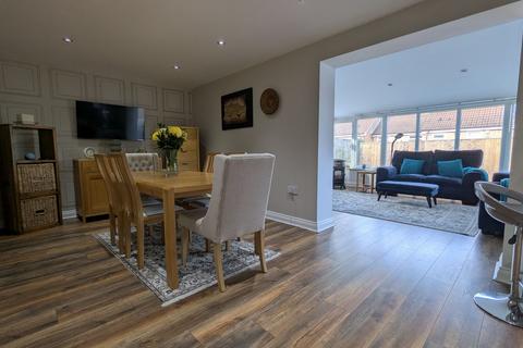 4 bedroom detached house for sale, Meadow Drive, Chester Le Street, DH2