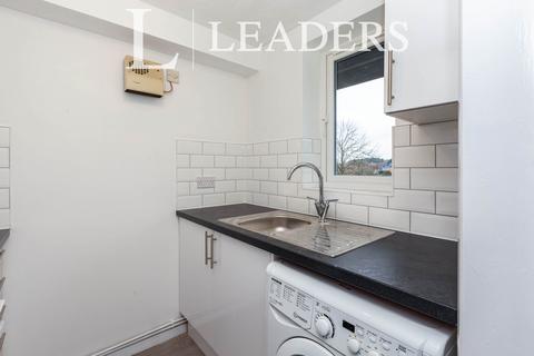 undefined, Ramsthorn Grove, Walnut Tree, Milton Keynes, MK7