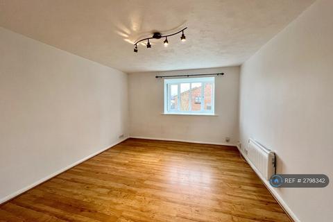 undefined, Longlands Court, Mitcham, CR4
