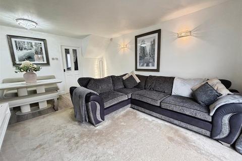 undefined, Sangster Way, Bradford BD5