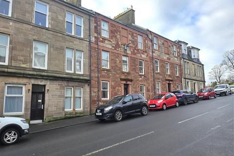 undefined, 2/L, 29 Cardiff Street, Millport, Isle of Cumbrae, KA28 0AS