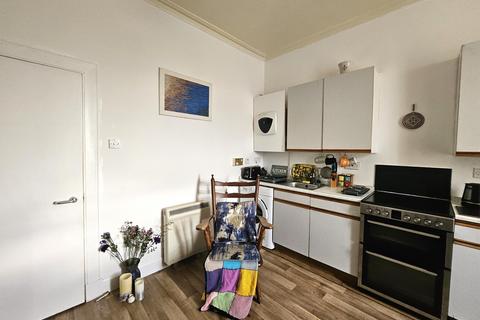 undefined, 2/L, 29 Cardiff Street, Millport, Isle of Cumbrae, KA28 0AS