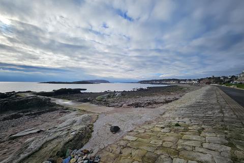 undefined, 2/L, 29 Cardiff Street, Millport, Isle of Cumbrae, KA28 0AS