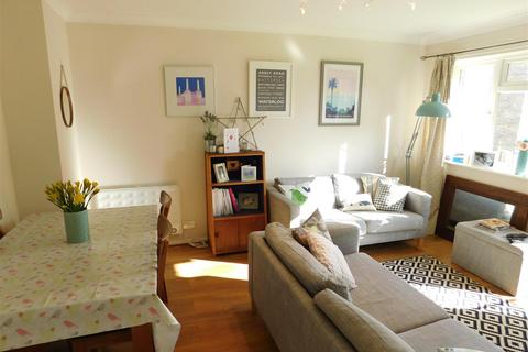 1 bedroom flat to rent, Redwood Court, Surbiton