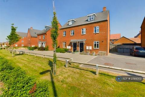 undefined, Emerald Way, Broughton, Aylesbury, HP22