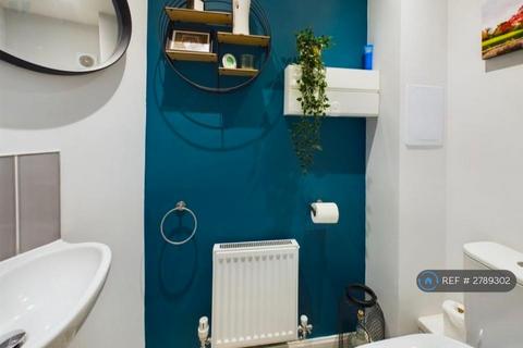 undefined, Emerald Way, Broughton, Aylesbury, HP22