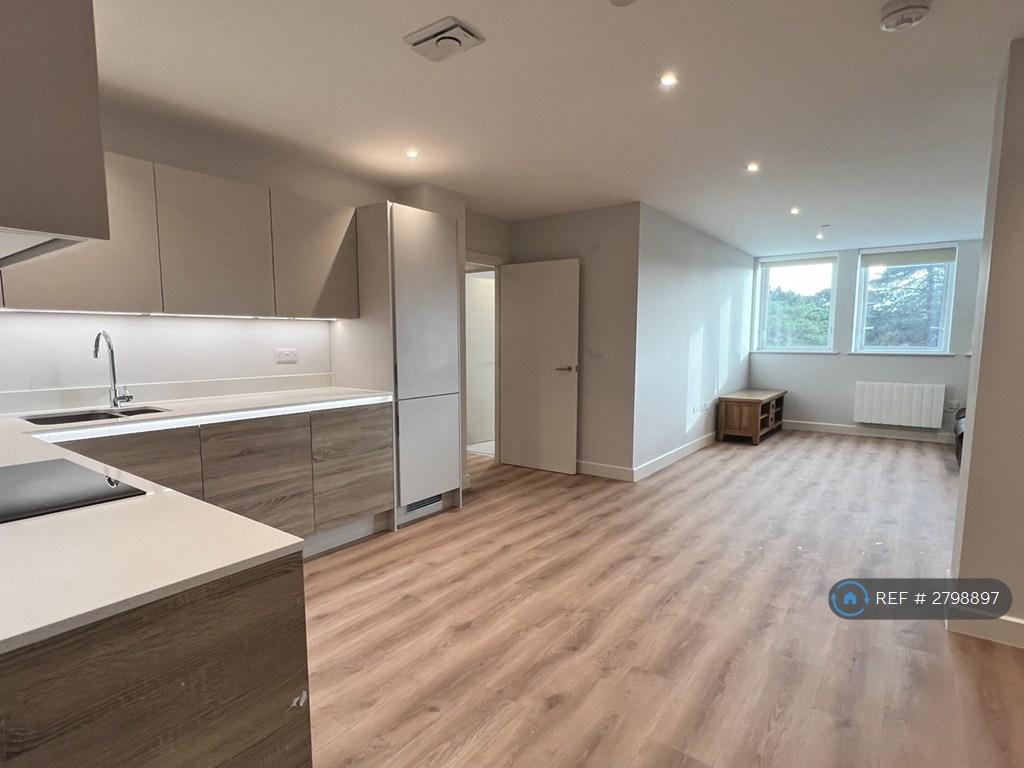 Kitchen/Lounge Example