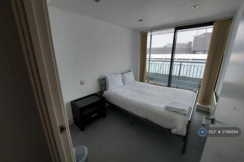 2 bedroom flat to rent, The Axis, Nottingham, NG1