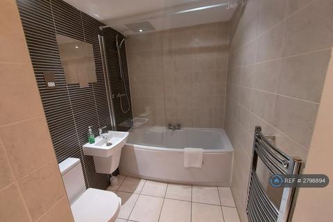 2 bedroom flat to rent, The Axis, Nottingham, NG1