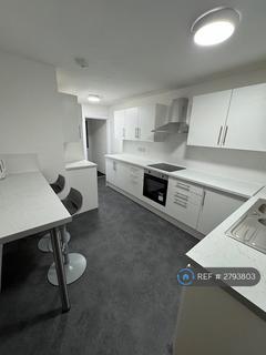 1 bedroom in a house share to rent, Wallace Avenue, Liverpool, L36
