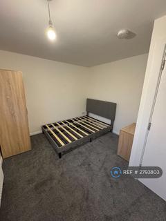 1 bedroom in a house share to rent, Wallace Avenue, Liverpool, L36