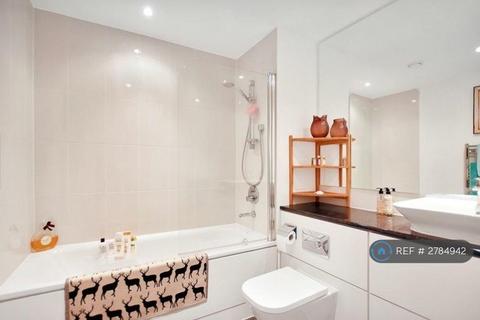 2 bedroom flat to rent, Jamaica Road, London, SE16