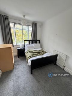 1 bedroom in a flat share to rent, Gliddon Road, London, W14