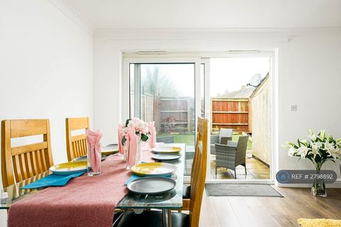 3 bedroom terraced house to rent, Pinkhams Twist, Bristol, BS14