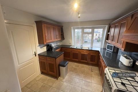 3 bedroom flat to rent, Exeter Park Mansions, Bournemouth, BH2