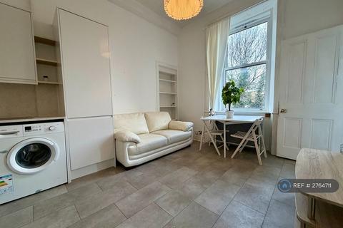 2 bedroom flat to rent, Montgomery St, Edinburgh, EH7