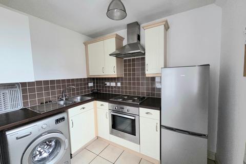 1 bedroom flat to rent, Longacres, Bridgend, CF31