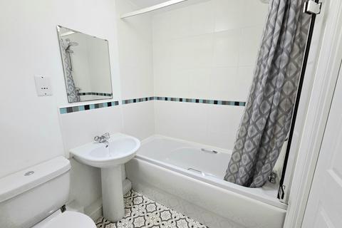 1 bedroom flat to rent, Longacres, Bridgend, CF31