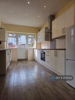 3 bedroom terraced house to rent, Cardiff Road, Portsmouth, PO2